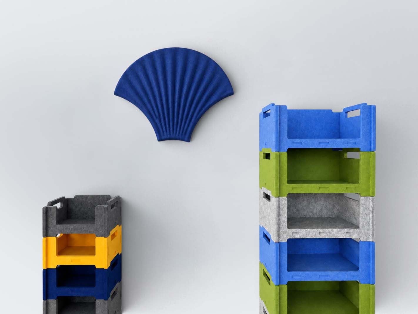 Aufbewahrungskisten, stapelbare Kisten, Plastikkisten, blaue Kiste, bunte Kisten